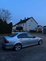 BMW E46 330i - BMW 330 Limousine E46 330i mit Benzin-Antrieb