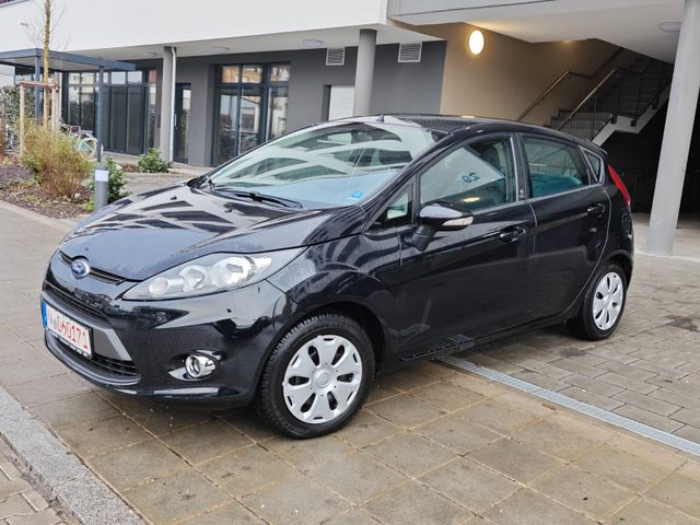 Ford Fiesta 1,6 TDCi 70kW DPF Champions Edition