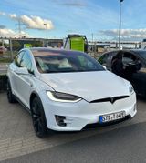 Tesla Model X P90DL - Tesla Model X aus 2016