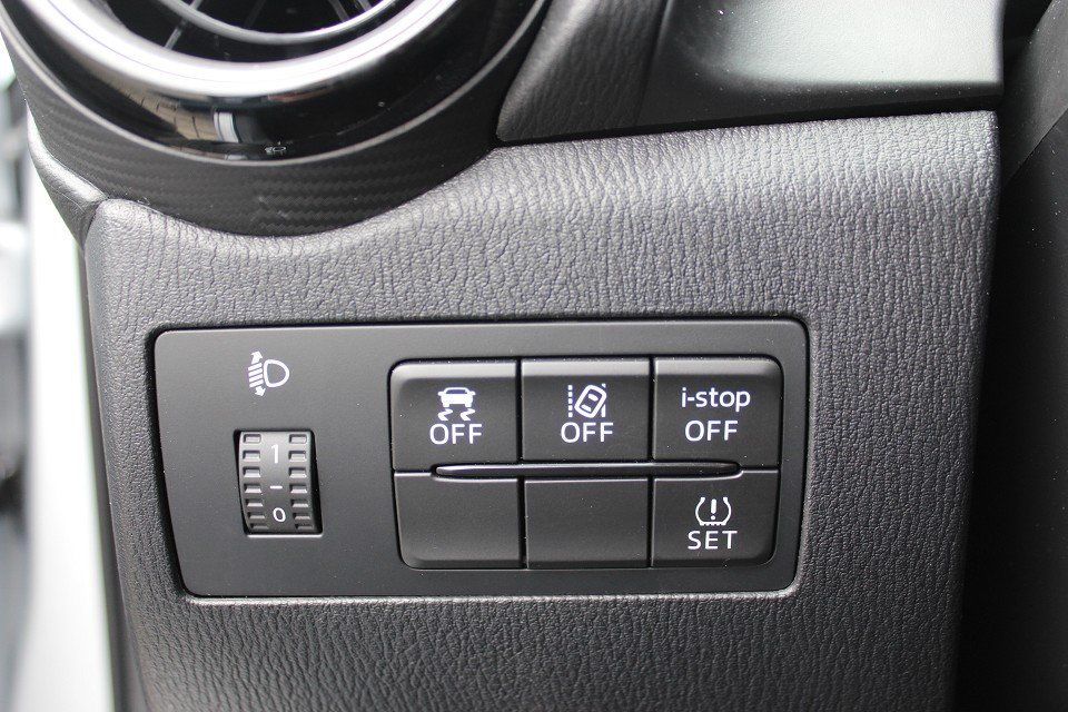 Fahrzeugabbildung Mazda 2 Exclusive-Line G-90 AT TOU-P ACAA NAVI Klimaau