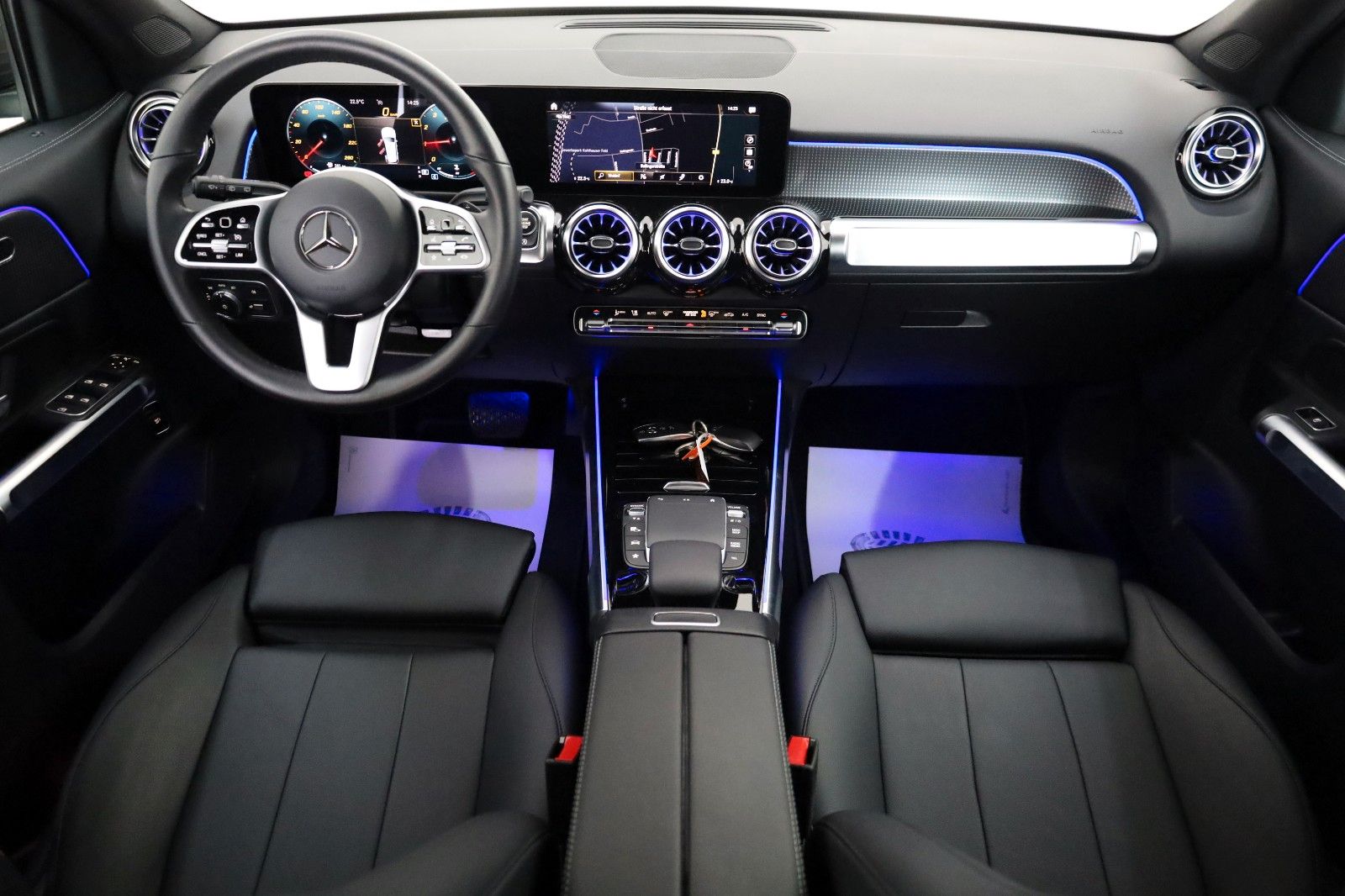 Fahrzeugabbildung Mercedes-Benz GLB 200 Progressive,Leder,Navi,LED,SH,Kamera,DAB