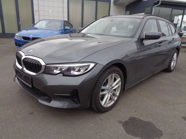 BMW 3 Touring 318 d Advantage