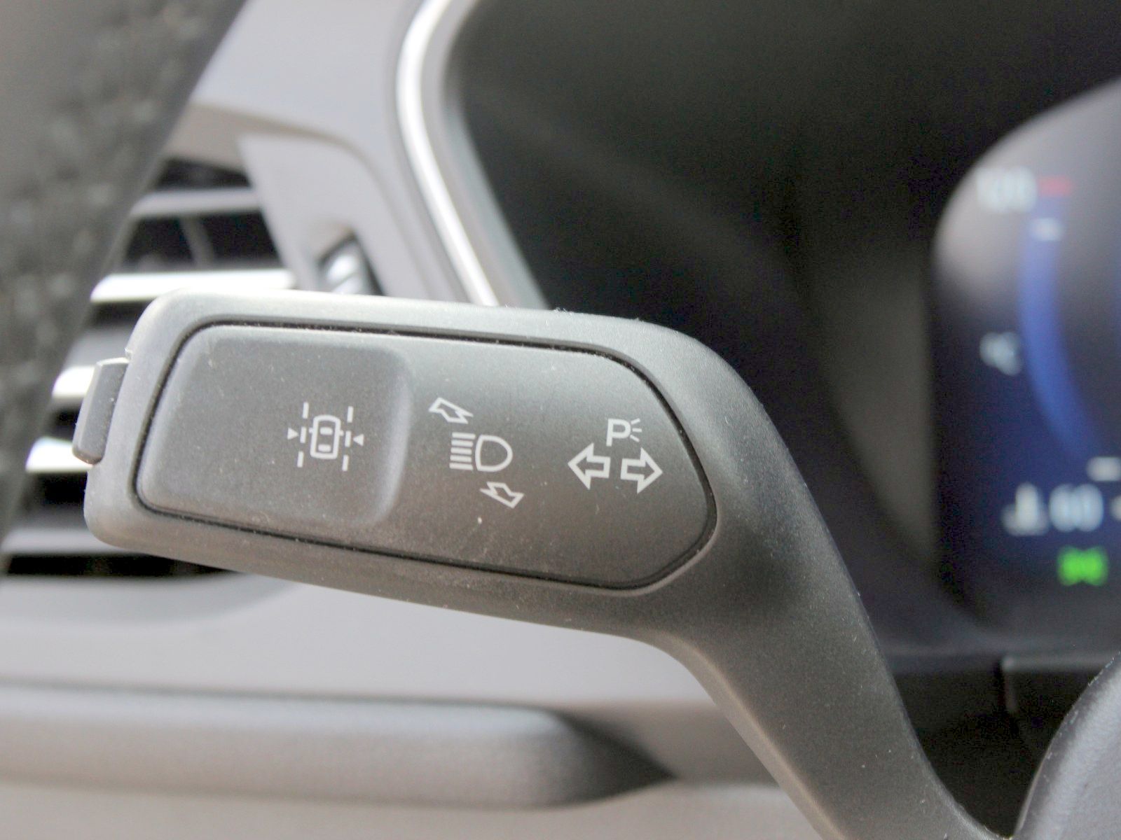 Fahrzeugabbildung Ford Kuga Hybrid Titanium 2,5 Duratec