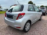 Toyota Yaris Life+Kamer +Bluetooth+USB - Toyota Yaris: Bluetooth