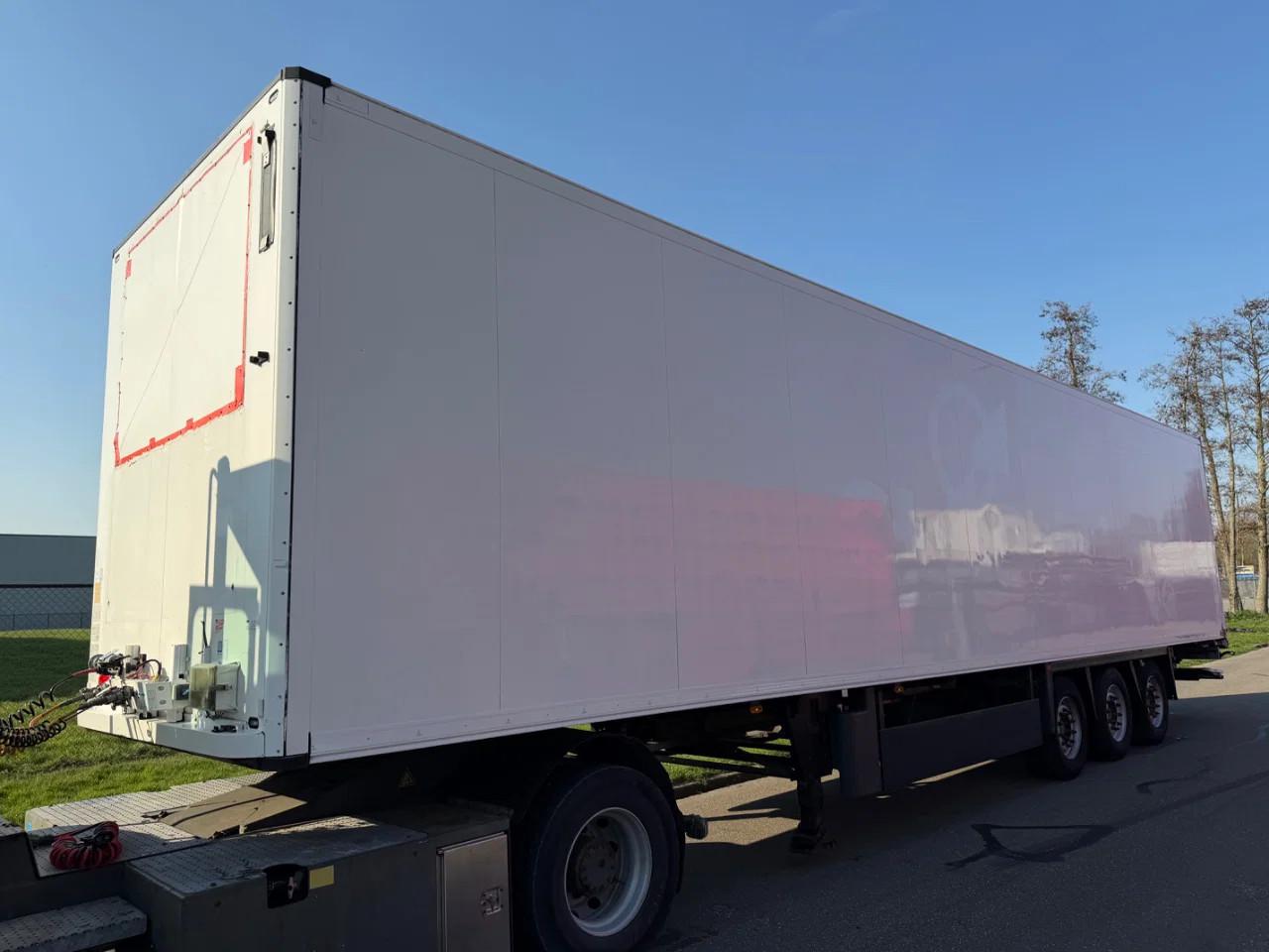 Schmitz Cargobull N/A SCB*S3B
