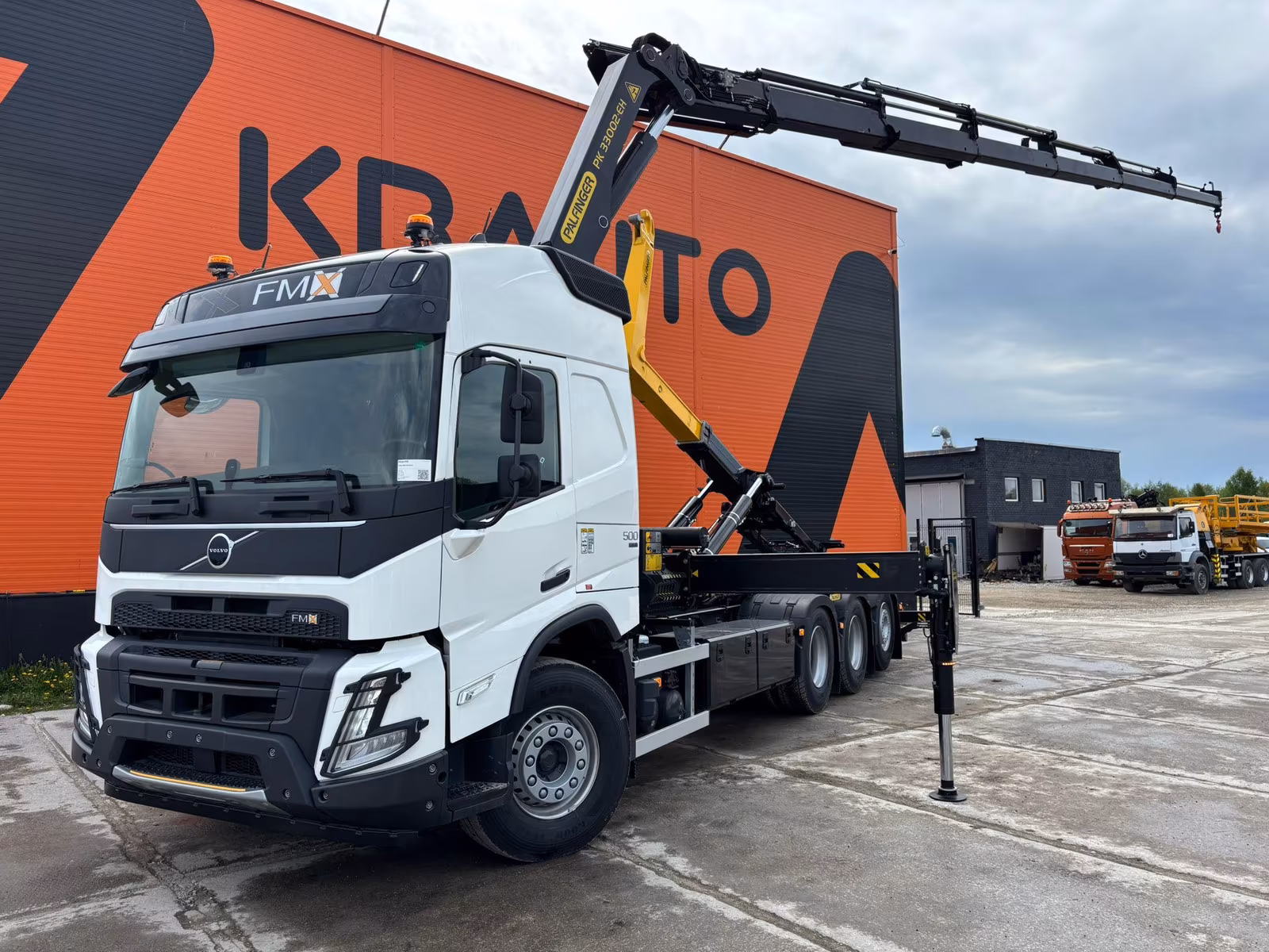 Volvo FMX 500 8x4*4 PK 33002 / PALFINGER HT 22 ton / L