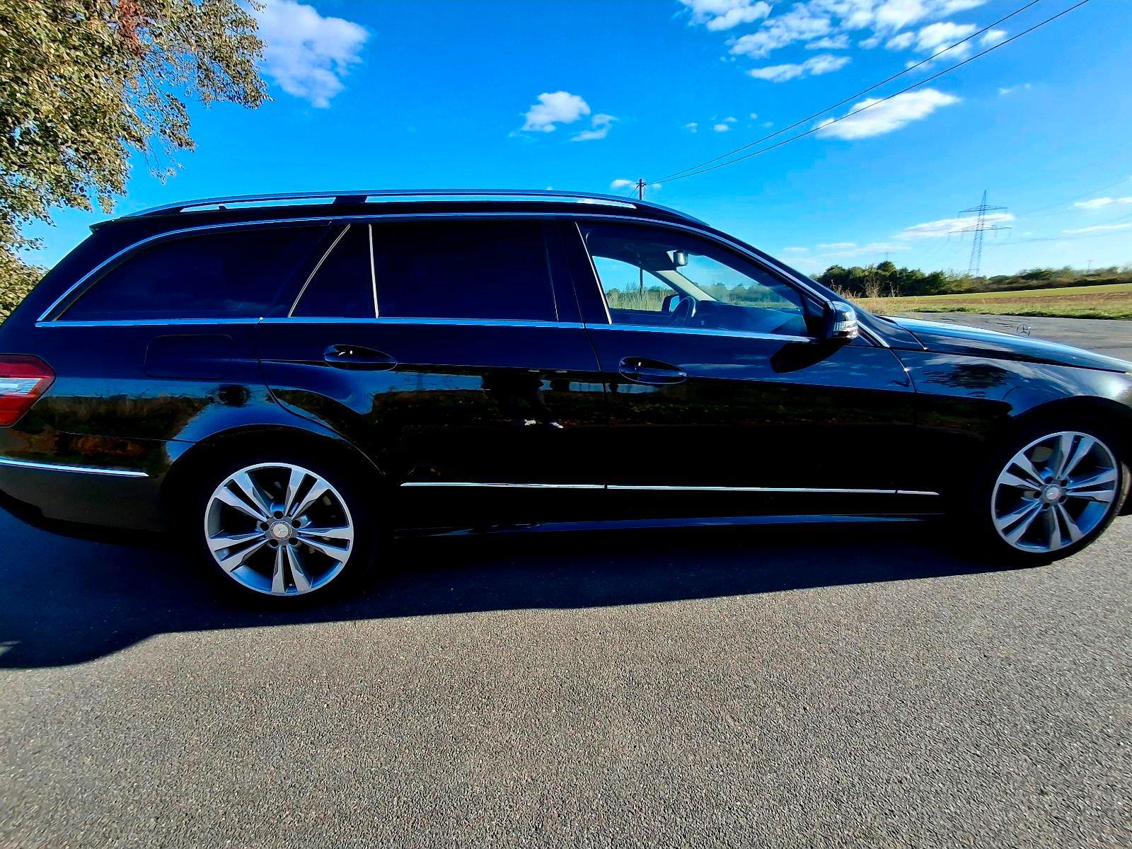 Mercedes-Benz E350 2013 — photo 8