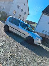 Skoda Roomster 1,9 TDI . AHK KLIMA - Skoda Roomster mit Diesel-Antrieb: Kombi