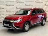Mitsubishi Outlander Diamant Edition 2WD LED/KAM/SHZ/1.HAND - Mitsubishi Gebrauchtwagen in Stuttgart