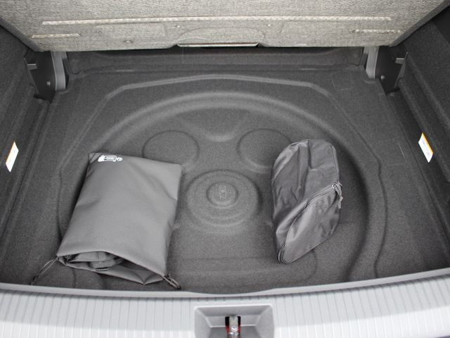 Tiguan 2,0 TDI 4M R-Line*Headup*IQ.Light*5J.Gar.