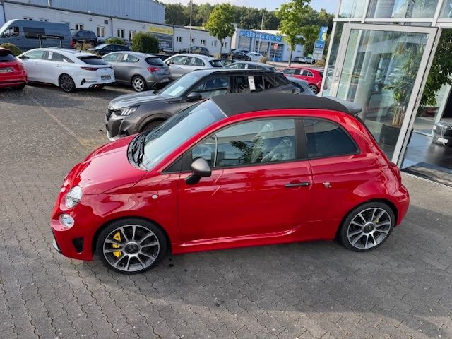 Fahrzeugabbildung Abarth 695C Turismo Leder NAVI Beats 17 ALU