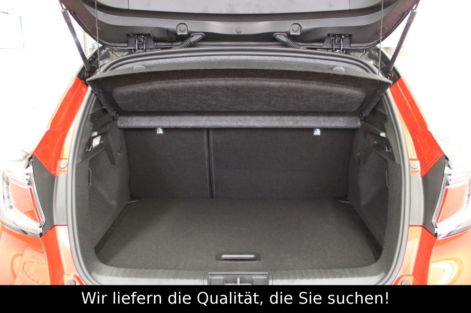 Fahrzeugabbildung Renault Captur Mild Hybrid 160 EDC Esprit Alpine