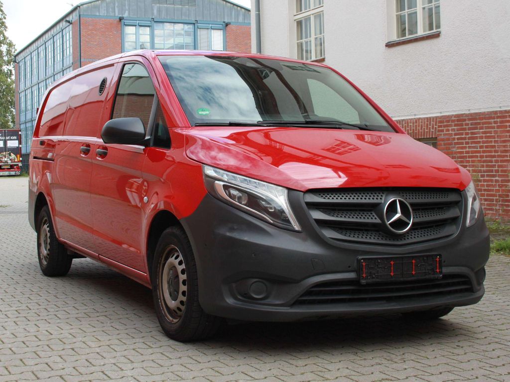 Image of Mercedes-Benz Vito