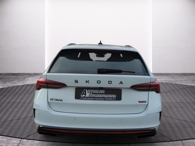 Fahrzeugabbildung SKODA Octavia Combi RS NAV HEAD UP DCC ACC