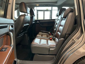 Volkswagen Touran Highline *AHK*Xenon*DAB*Klima*Navi*Kamera