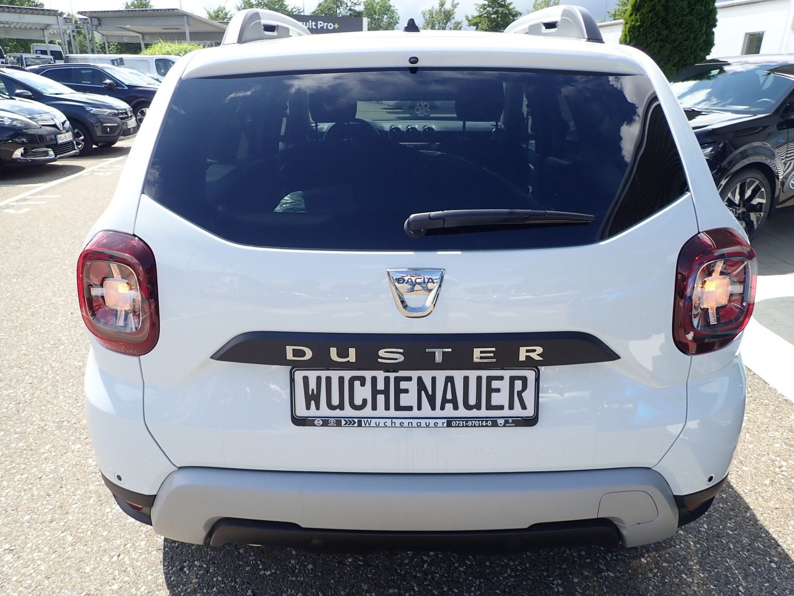 Fahrzeugabbildung Dacia Duster II Celebration/EPH/WKR/NAVI/KAMERA