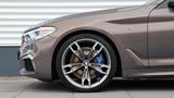BMW M550i xDrive. B&W, Massage, TV, HUD. StandHz. - BMW M550 Gebrauchtwagen