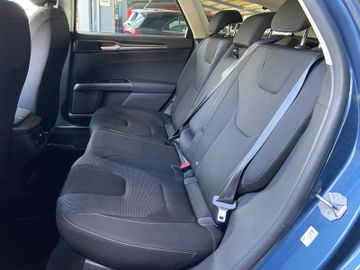 Ford Mondeo - 10