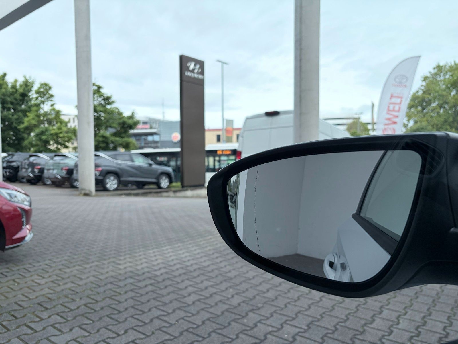 Fahrzeugabbildung Hyundai i20 1.0 T-GDI Trend KlimaA,LED,Navi,SHZ,4xSHZ