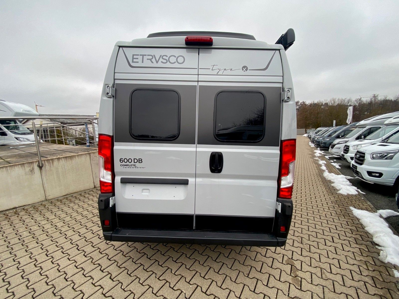 Fahrzeugabbildung Etrusco CV 600 DB *Aufstelldach*Complete Selection*Marki