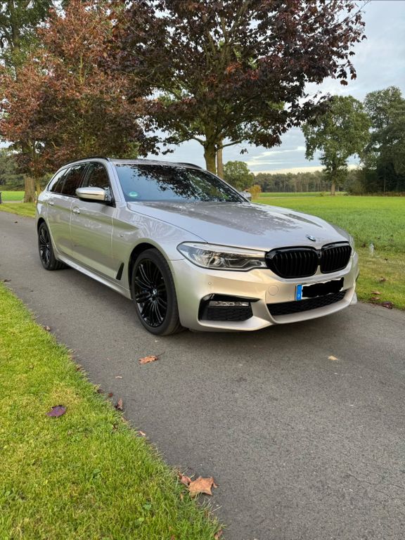 Image of BMW 540