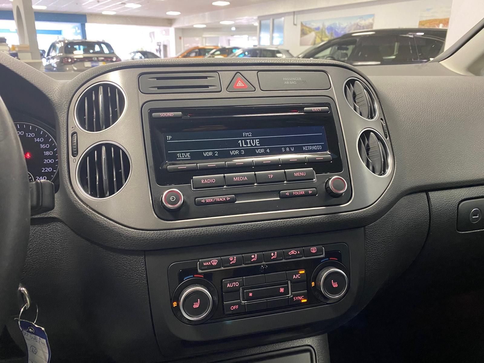 Fahrzeugabbildung Volkswagen Golf Plus 1.2 TSI Match+ PDC+SITZHEIZ+ALLWETTER+