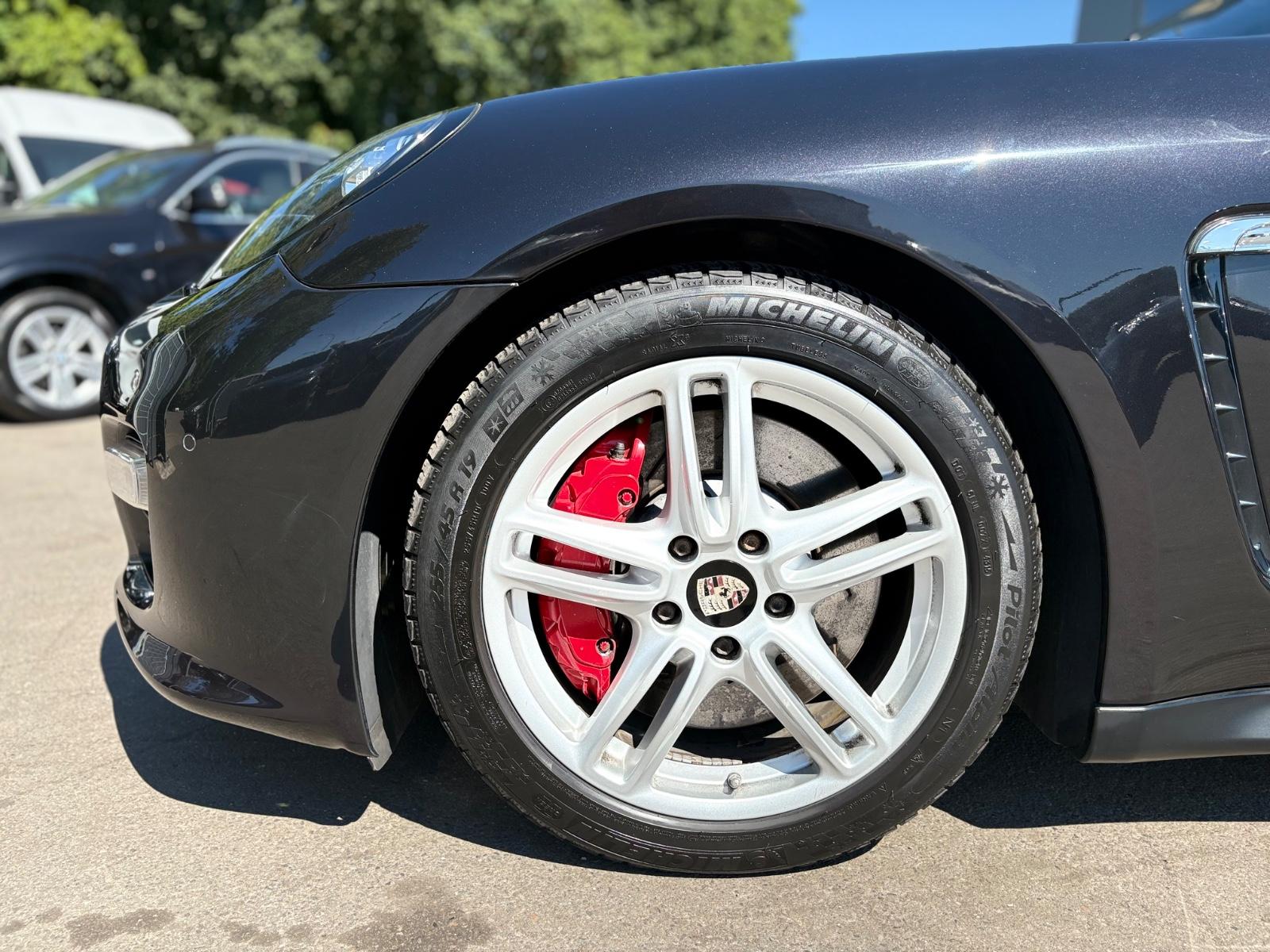 Porsche PANAMERA GTS*BOSE*SCHIEBEDACH*CHRONO*SPORTABGAS*