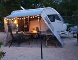 Hobby 400SFe Deluxe: 1500kg, Mover, Markise, F-Träger - Hobby 400 sf