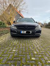 Mercedes-Benz Mercedes  C220 CDI BlueEfficiency - Mercedes-Benz C 220 aus 2012 mit Diesel-Antrieb: Kombi