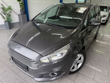 Ford S-Max - 1