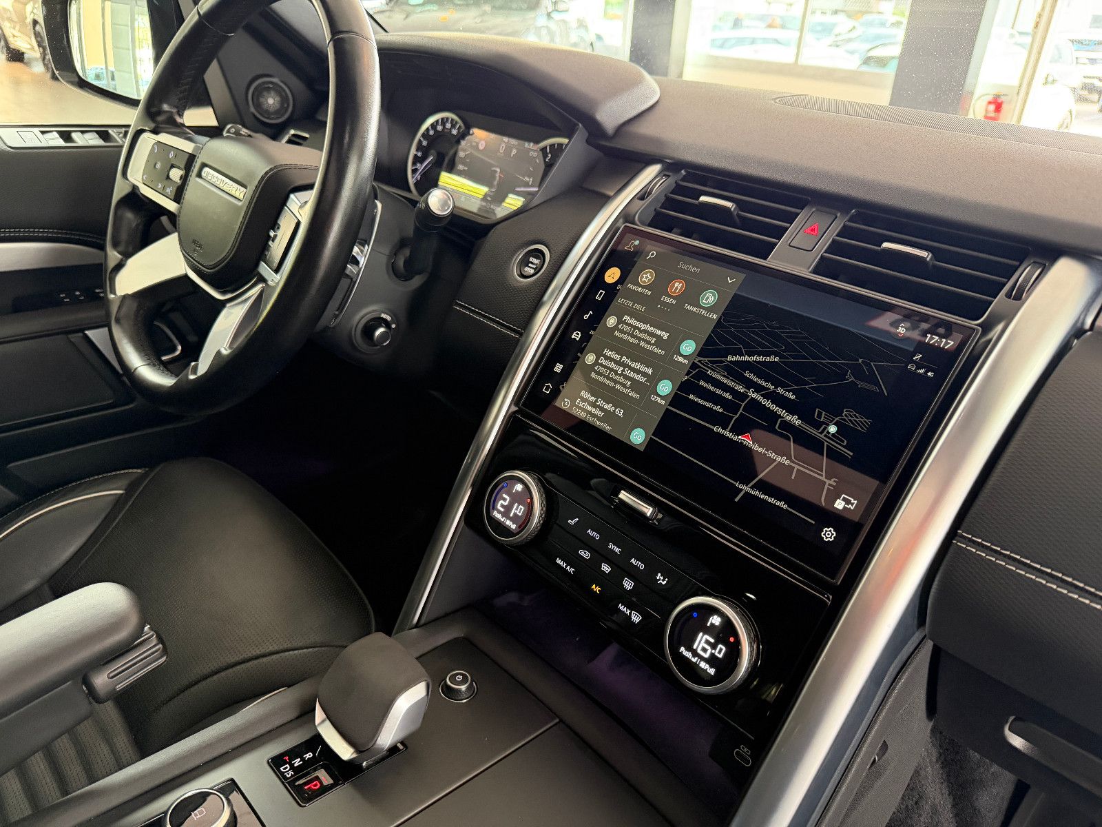 Fahrzeugabbildung Land Rover Discovery 5 R-Dynamic HSE D250 c AWD/PANO/MEMORY