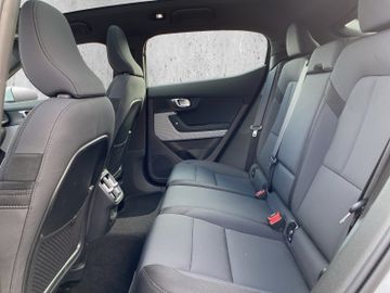 Polestar 2 82kWh Long Range Dual (MY24) Plus + 360