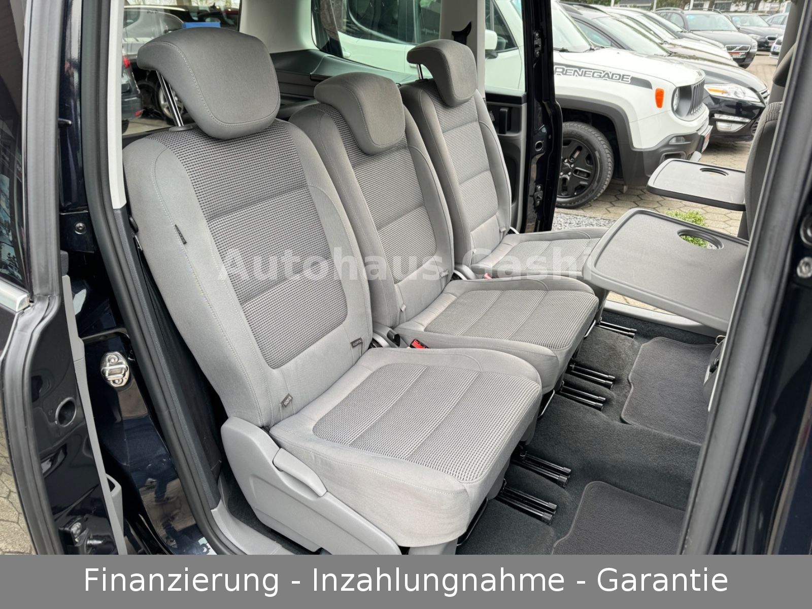 Fahrzeugabbildung Volkswagen Sharan 2.0TDI Comfortline*1.HD*Tempo*SHZ*PDC*AHK