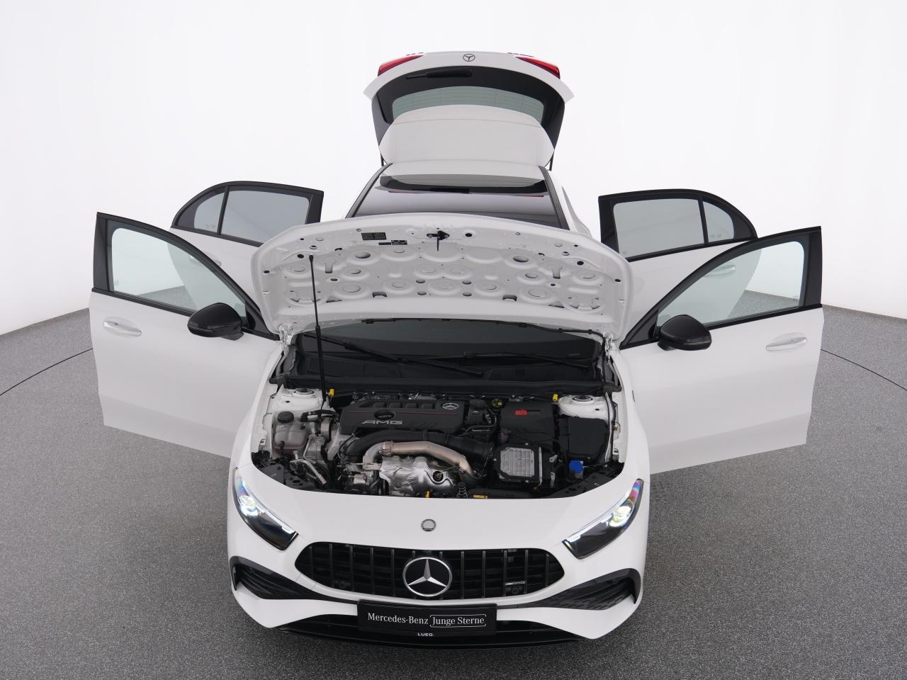 Mercedes-Benz A 35 AMG 4M Pano+Burm+MBeam+NightP+KeylG+Mem+RFK