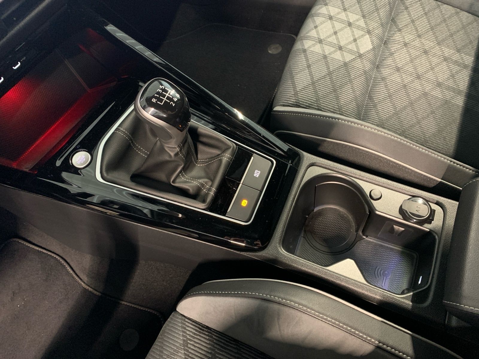 Volkswagen Golf - Bild 17