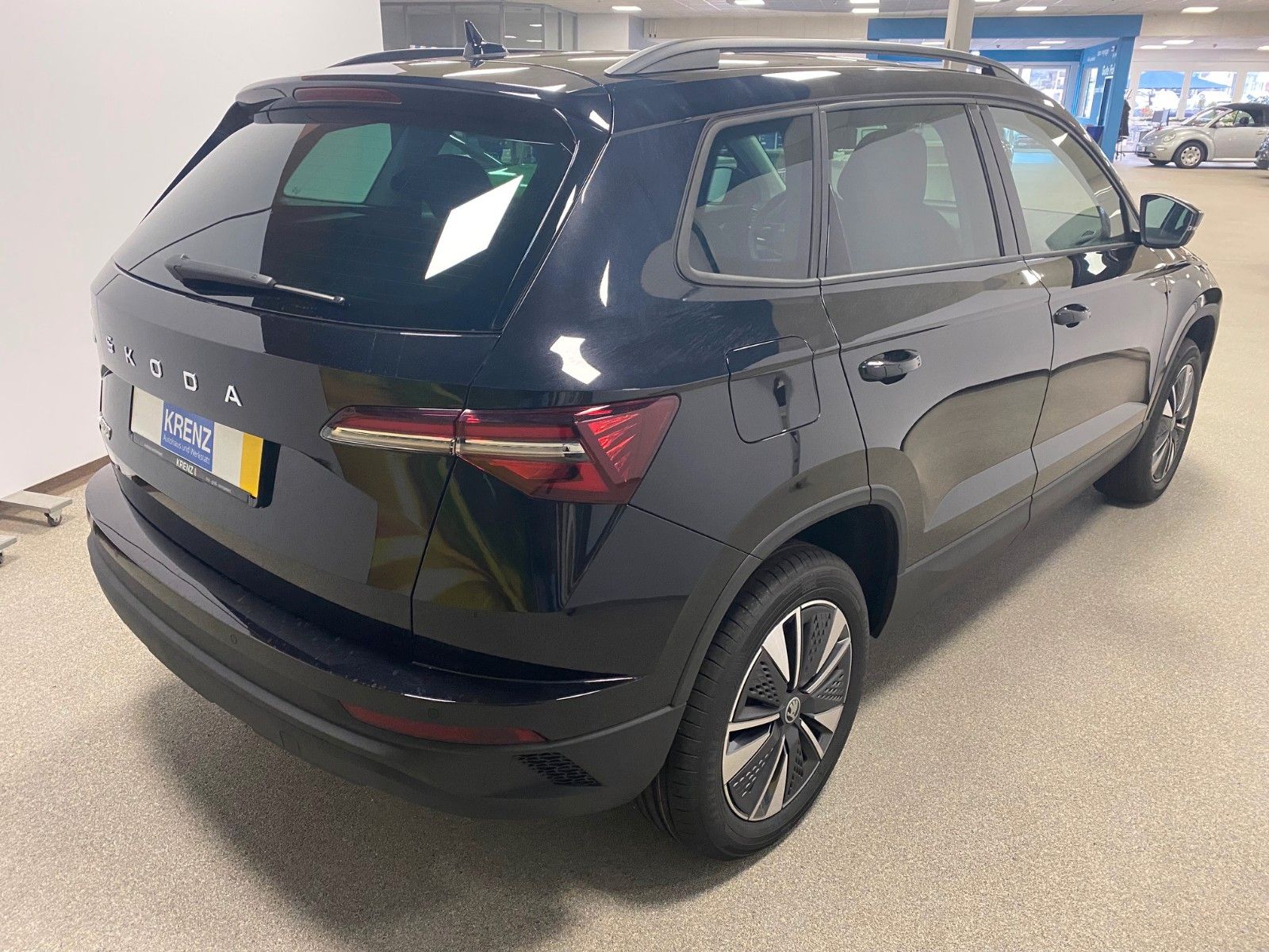 Fahrzeugabbildung SKODA Karoq 1.5 TSI DSG+Garantie 2030 oder 100tKM+NAVI