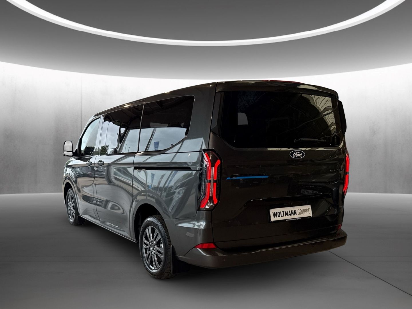 Ford Transit Custom E-KOMBI LIMITED 8/9.Sitzer - Auto imagem 2