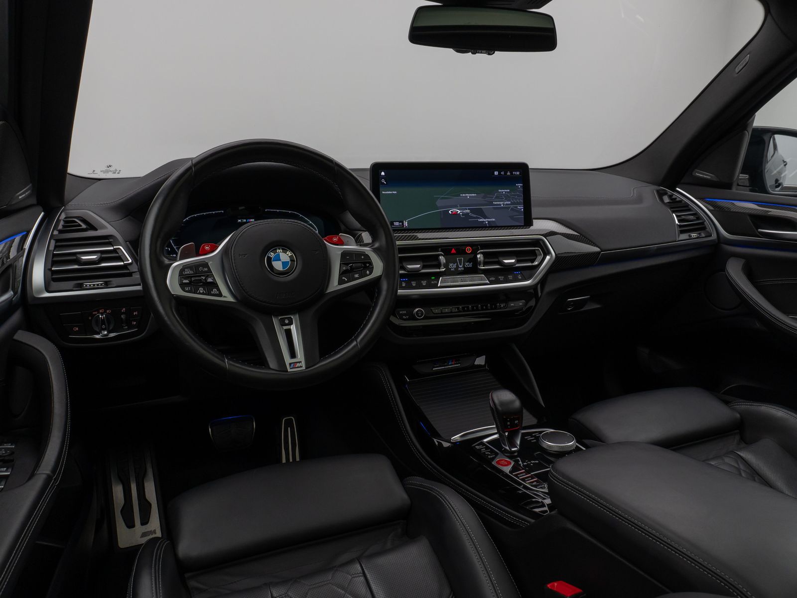 Fahrzeugabbildung BMW X3 M Competition Panorama Laser 360° HUD H/K AHK