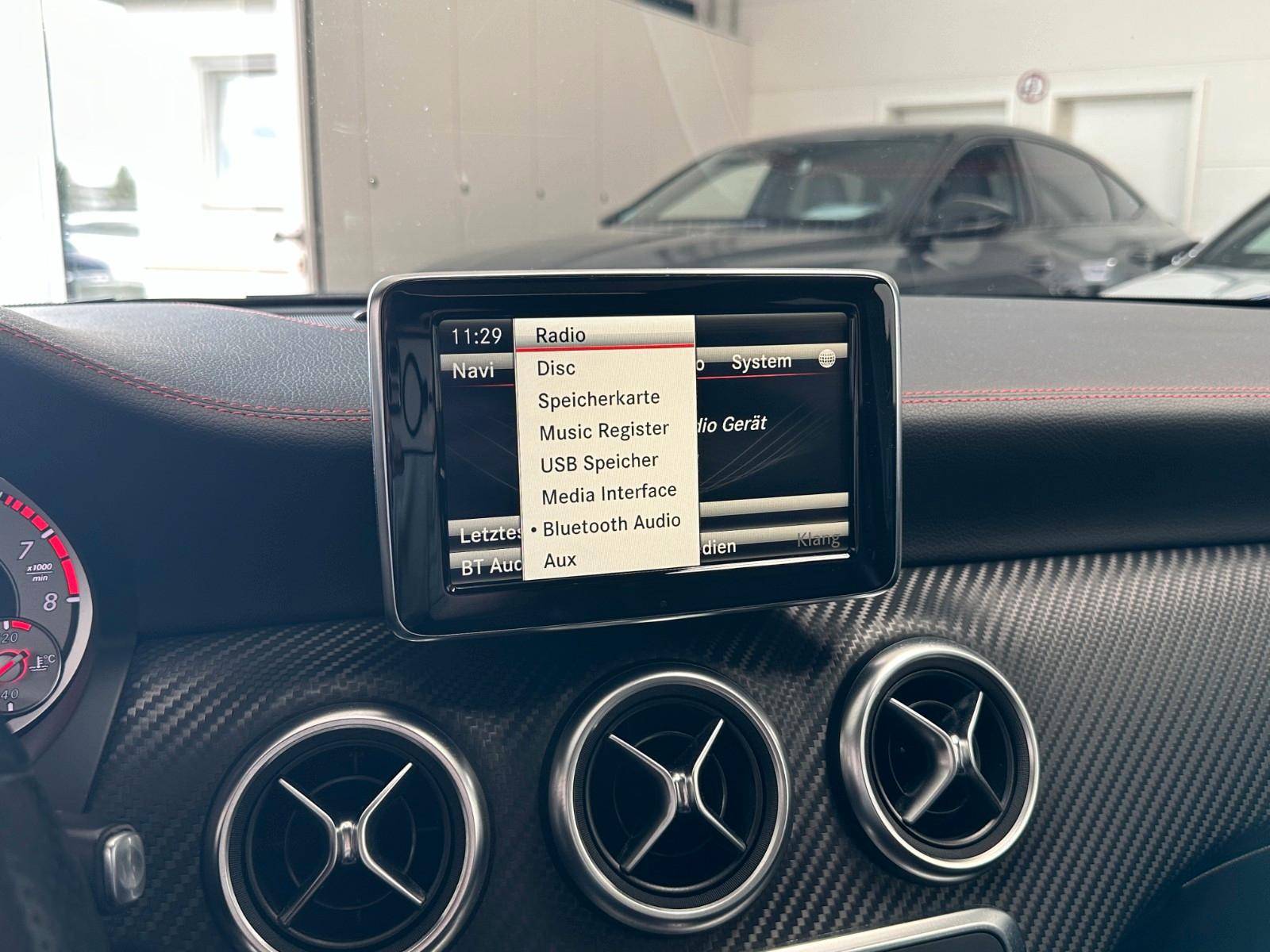Mercedes-Benz A 250 4MATIC DCT Comand*Bi-Xenon*Leder*