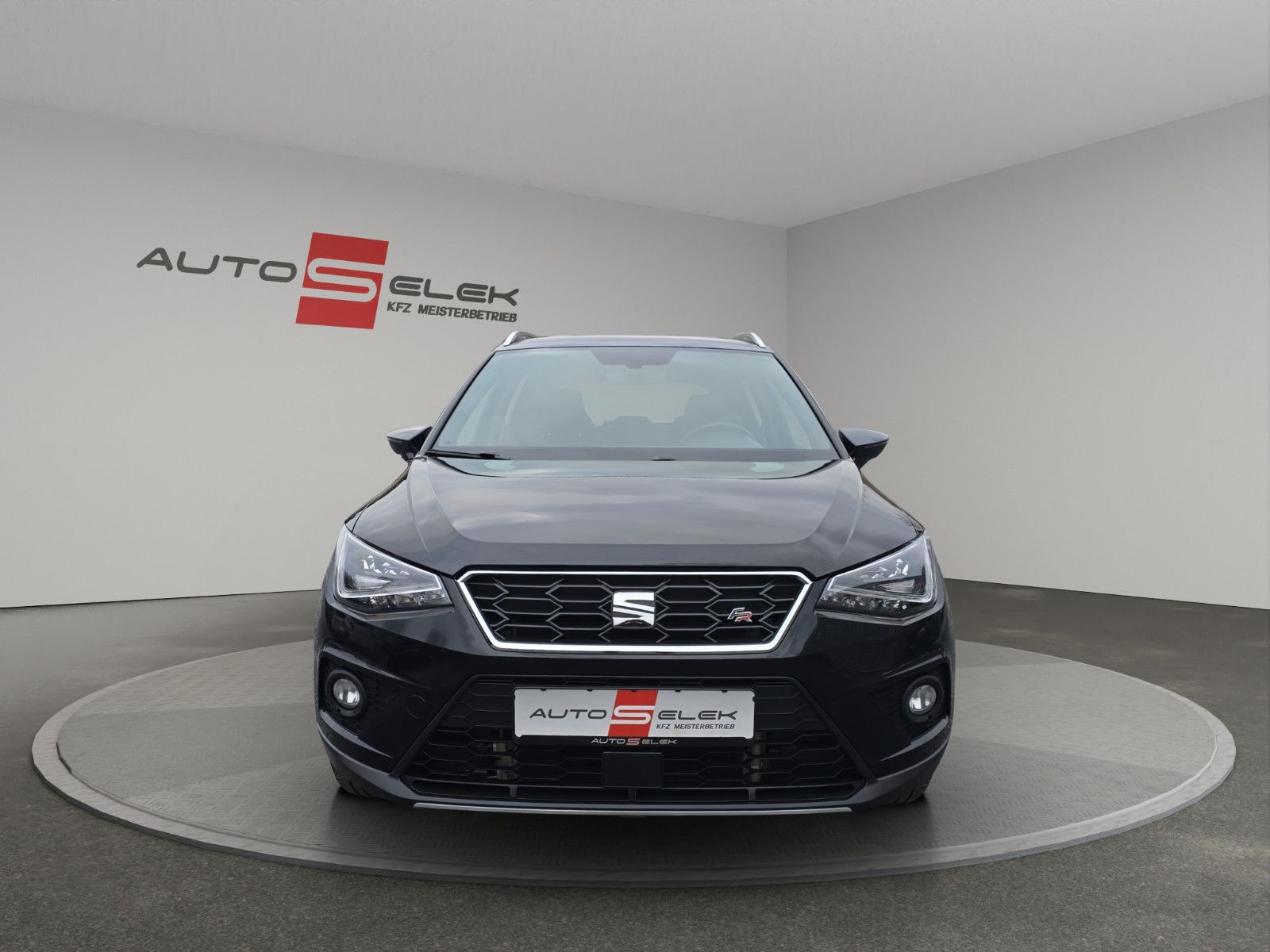 Fahrzeugabbildung SEAT Arona FR+DSG+Carplay+LED+AHK+PDC+AbstandTempomat