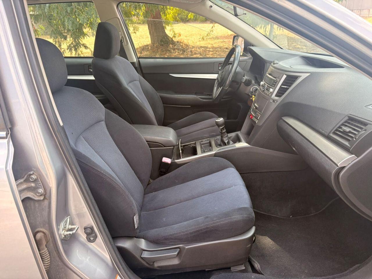 Subaru Outback 2009 — photo 12
