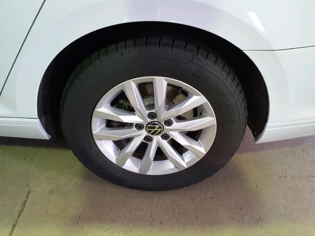 Volkswagen Passat Variant Business 2.0 TDI SCR 110kW 7-Gang