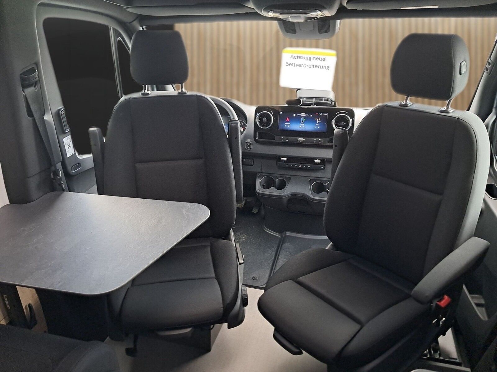 Fahrzeugabbildung Pössl Roadstar XT Mercedes