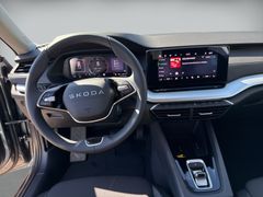 SKODA Octavia Combi 1.5 TSI Essence DSG_AHK_LED_