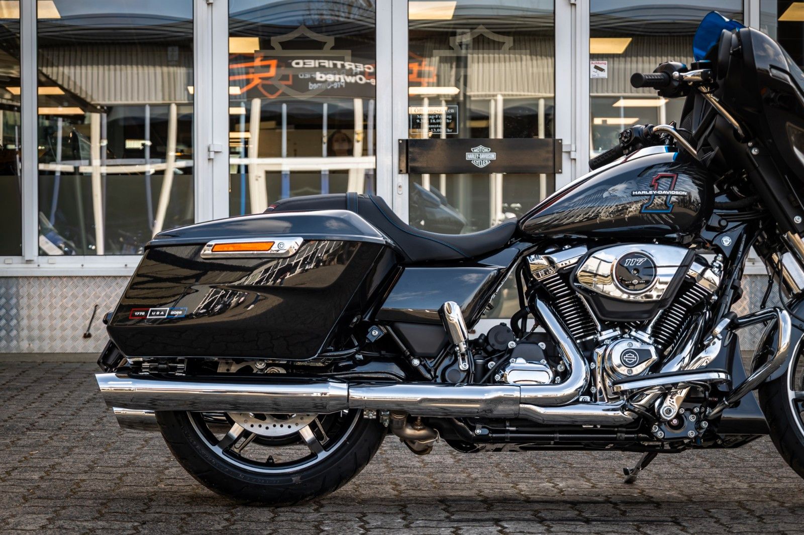 Fahrzeugabbildung Harley-Davidson Street Glide FLHX MY26 117 CUI