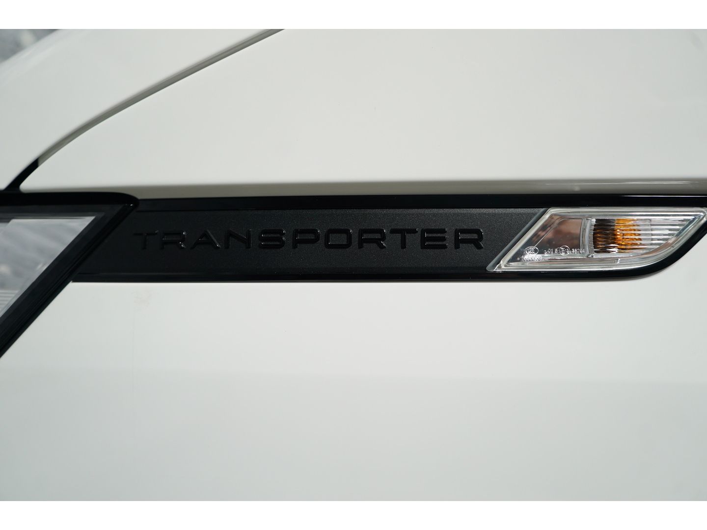 Volkswagen T6 Transporter - Bild 12