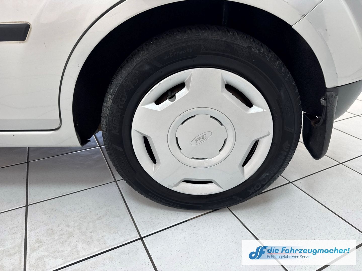 Fahrzeugabbildung Ford Fiesta Viva Klima TÜV NEU eFH BC ZV ABS Servo Ai