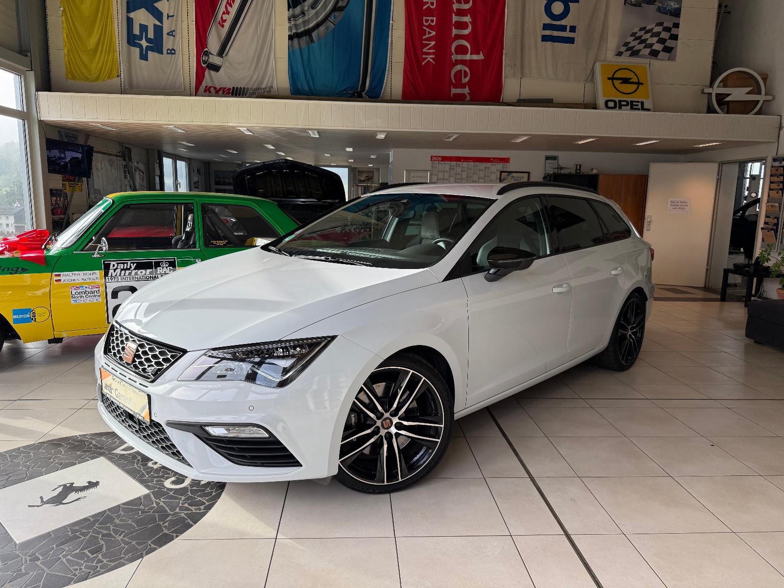 Seat Leon ST Cupra 300 4Drive *1. Hand*