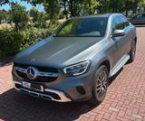 Mercedes-Benz GLC 300e 4MATIC Coupé, Panodach, mattgrau, usw.