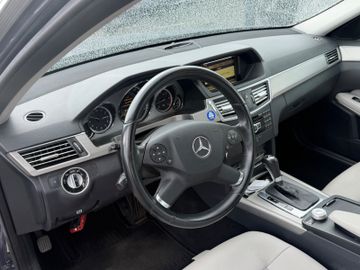 Mercedes E 250 - 10